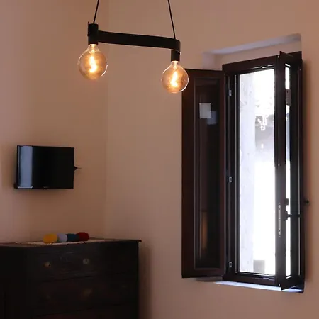 לינה וארוחת בוקר La Sacristana Bnb Longobucco