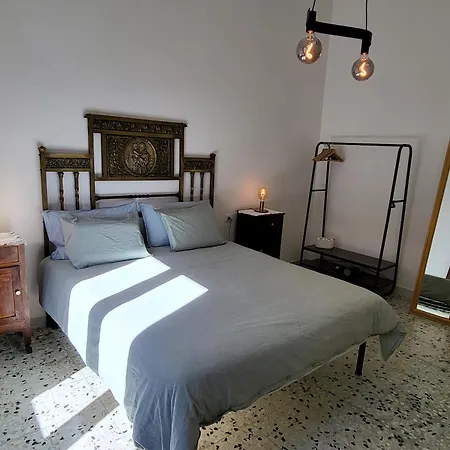 La Sacristana Bed & Breakfast *